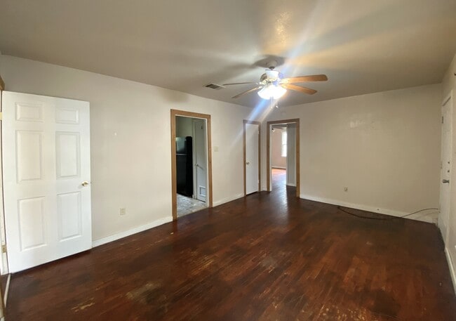 Photo - 22 S 28th St