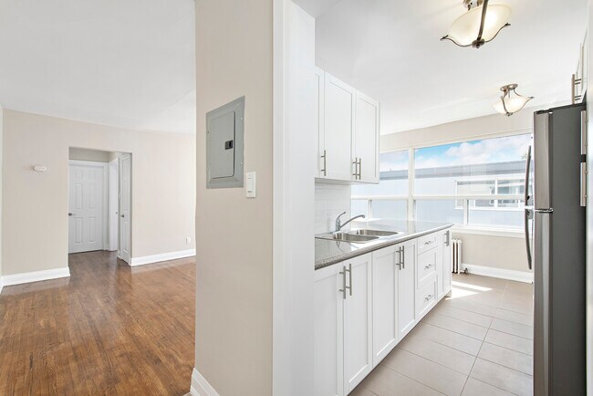 Photo - 12-26 Rosseau Rd