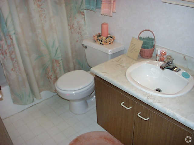 Bathroom - Ridgewood - Columbus