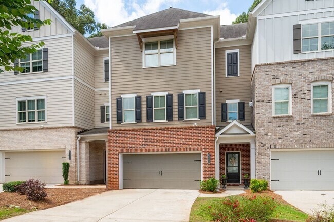 Building Photo - Stunning & Spacious Downtown Kennesaw Town... Rental
