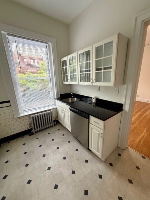 Photo - 256 Newbury St Unit 2F