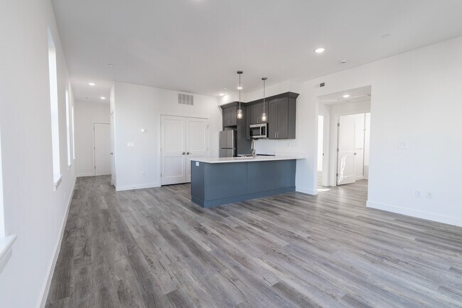 67 Harvest St