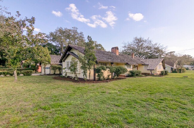 Photo - Charming 3 Bed/2 Bath Home for rent in the...