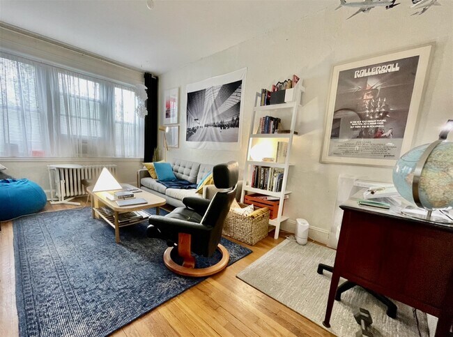 Photo - 18 Gray St Unit 2