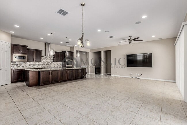 Photo - 800 E Tonto Pl