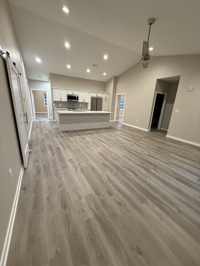 Photo - 2155 W Mill Rd