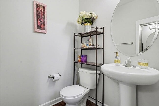 Photo - 1241 England Terrace
