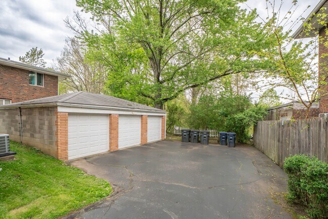 Photo - 1755 Cromwell Dr Unidad 2