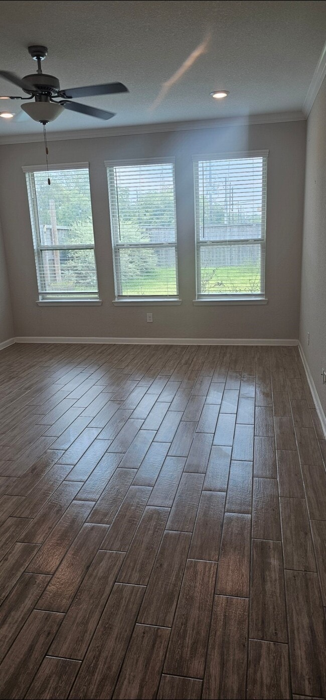 Photo - 2907 Velda May Dr