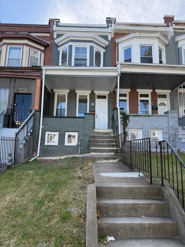 Building Photo - Newly Renovated 4BR/2BA Family Home in Win...