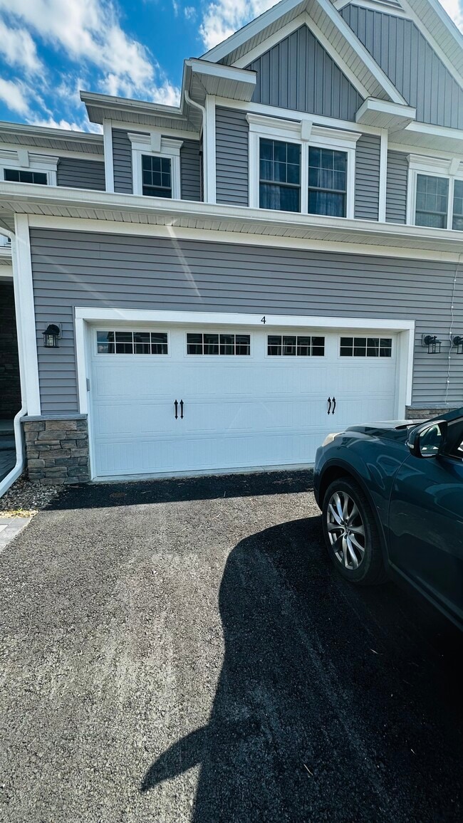 Photo - 4 Orlop Pl Townhome