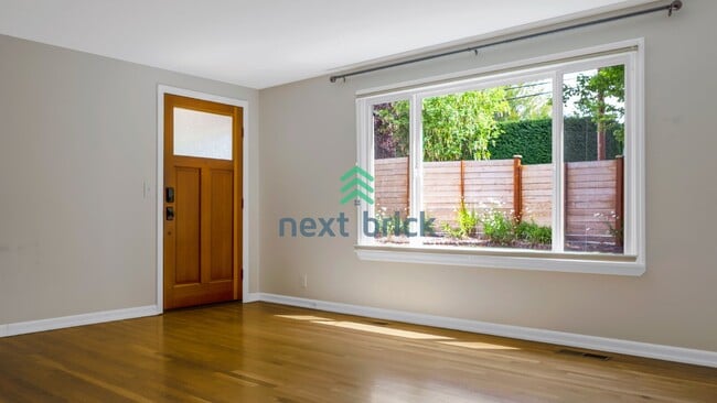 Photo - 3 Bed 2 Bath Single-family Home Available for Rent!