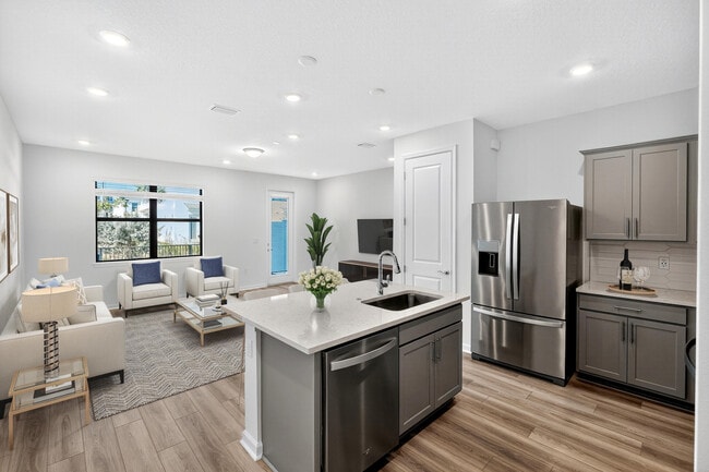 Building Photo - 7648 SW Lucy Ln