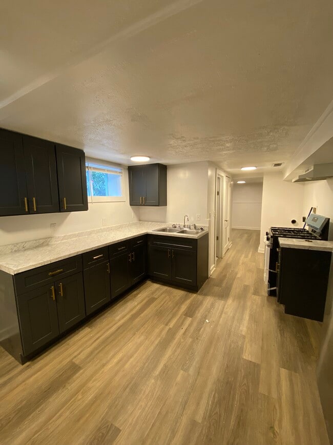 Photo - 4046 Tylor Blvd-4 Unidad 4