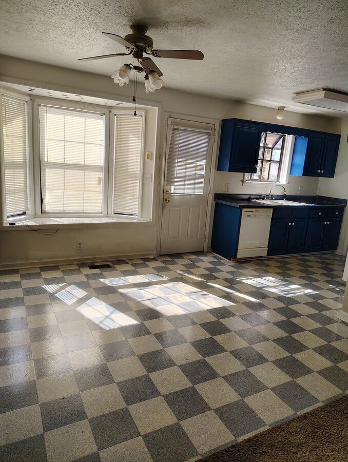 Photo - 109 Shady View Dr