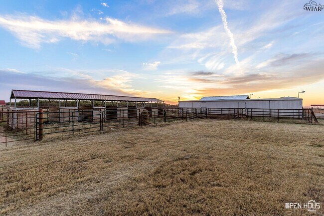 Photo - 5639 Johnson Rd