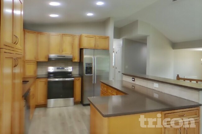 Photo - 9864 Wake St NE