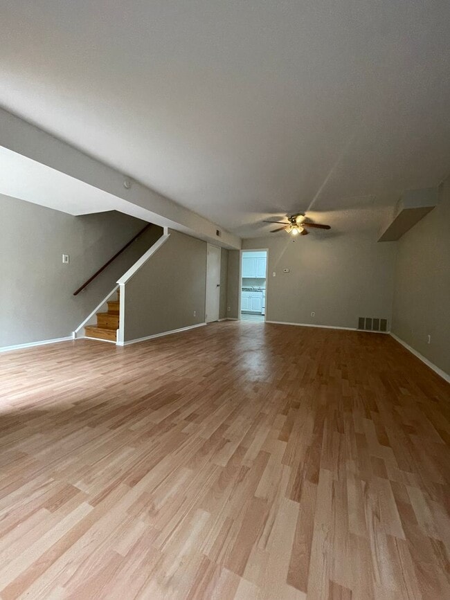 Photo - Spacious 3 Bedroom Townhouse in Franklintown!
