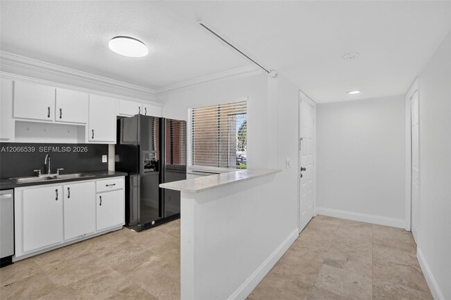 Photo - 359 Lakeview Dr Unidad 102