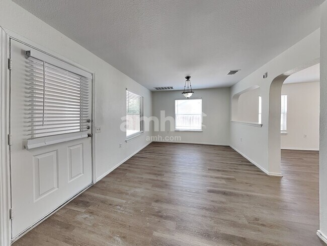 Photo - 13801 Briarcreek Loop