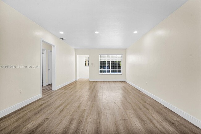 Photo - 5781 SW 25th St