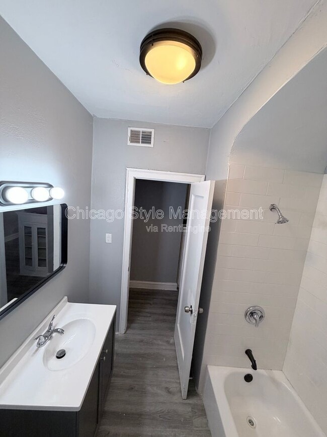 Photo - 10625 S Calumet Ave Unit 3