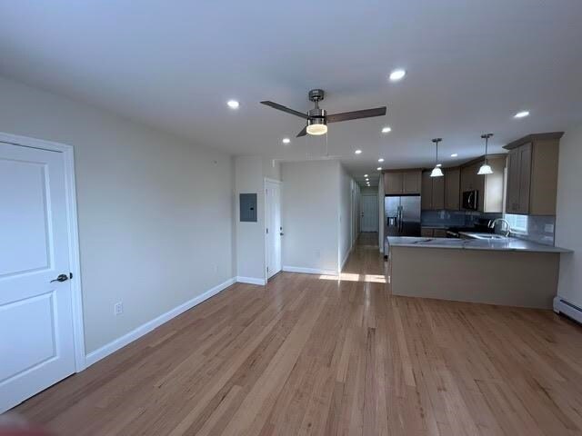 Photo - 21 E 15th St Unidad 2