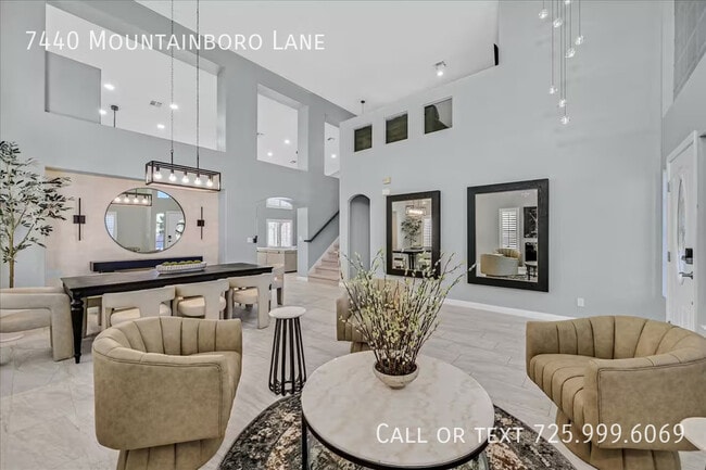 Photo - 7440 Mountainboro