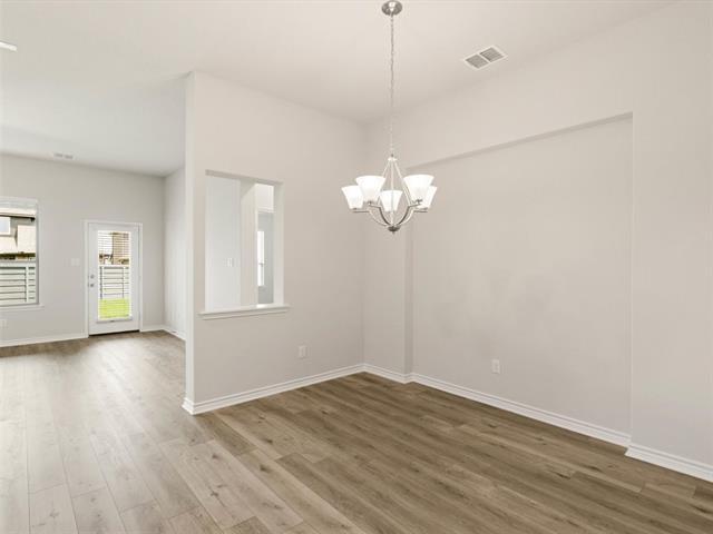 Photo - 7001 Mapleshade Way