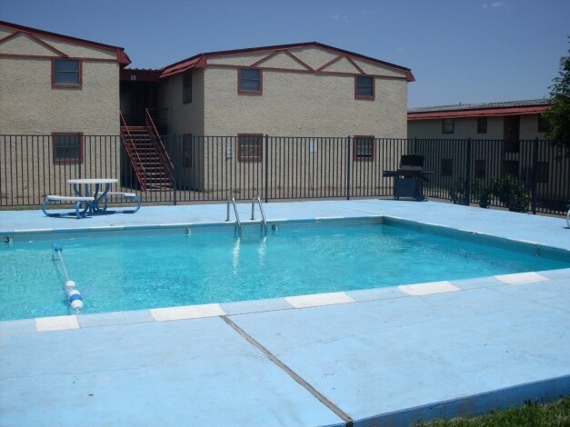 Adobe Creek Village Apartments For Rent In Borger Tx Forrent Com Adobe Creek Village Apartments For Rent In Borger Tx Forrent Com