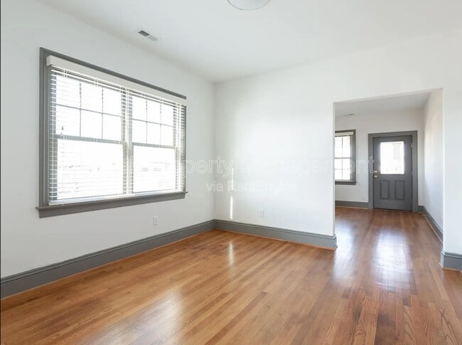 Photo - 2010 Maury St