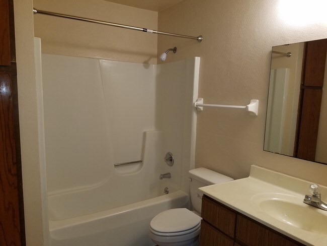 Photo - 65 Sunfish Ct