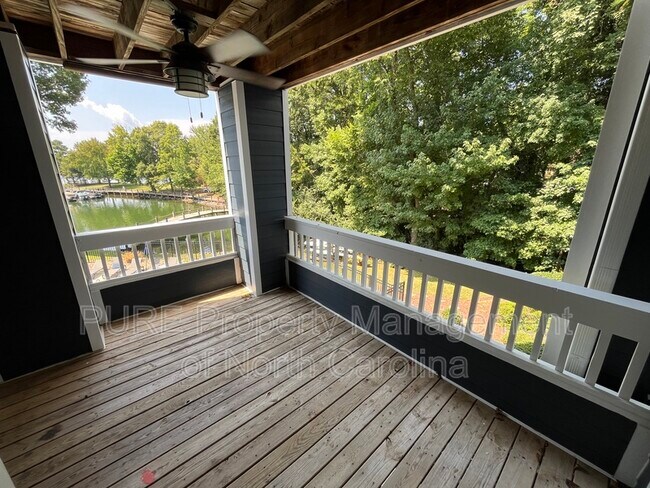 Photo - 723 Southwest Dr Unit 23