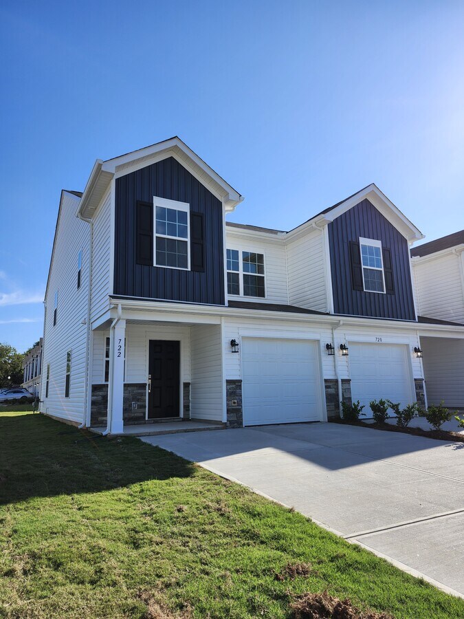 Photo - 722 Peyden Ln