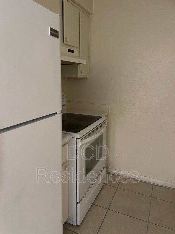 Building Photo - 4103 E Linebaugh Ave. Unit Apt 203