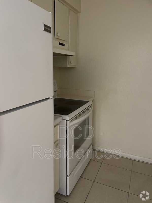 Building Photo - 4111 E Linebaugh Ave. Unit Apt 401