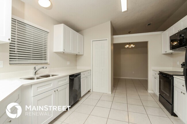 Photo - 134 Inez St SE