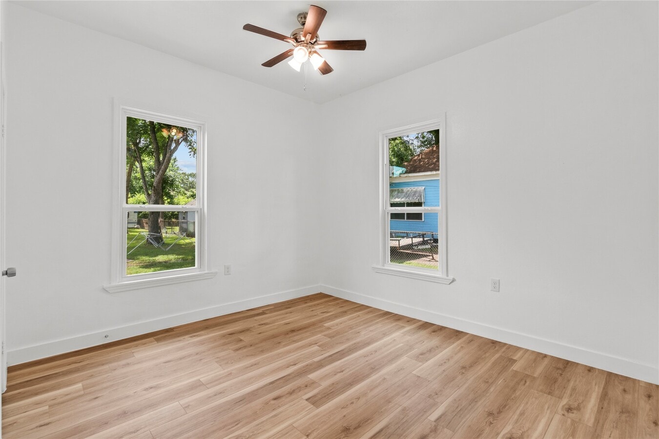 Photo - 436 E Peach St