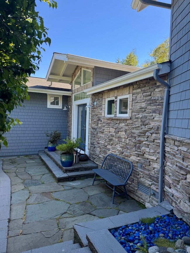 Photo - This gorgeous Bainbridge home is available with flexible lease terms starting July 10th