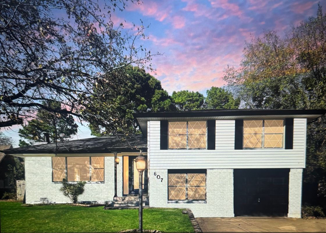 Photo - 607 Oklahoma Ave House