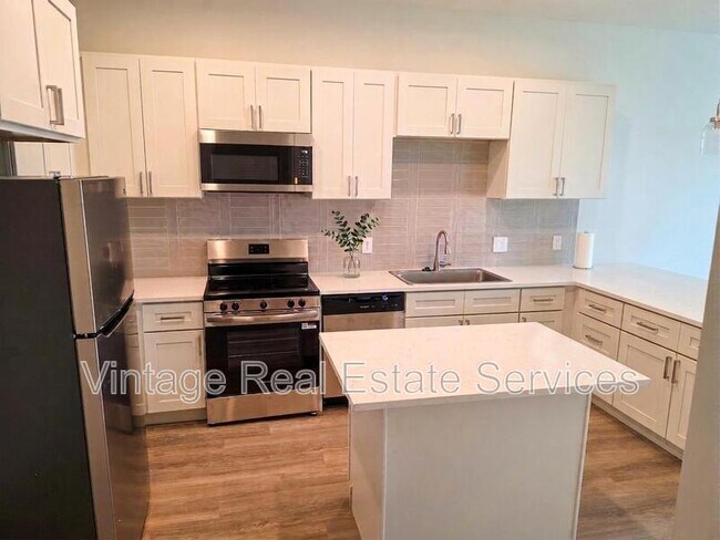 Photo - 2502 N Blvd