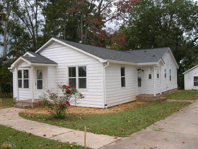 Building Photo - 842 Bush Mill Rd