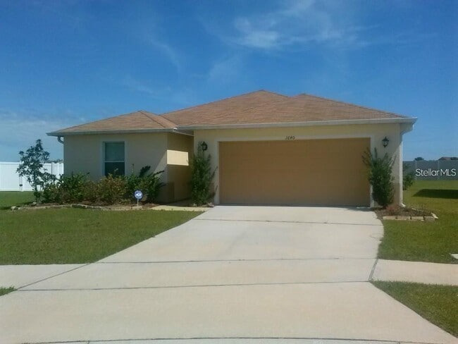 Building Photo - 1640 Strathmore Cir Rental