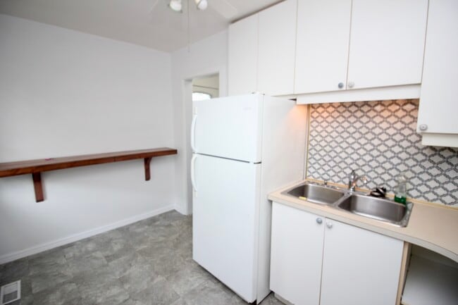 Photo - 86 Argyle Crescent