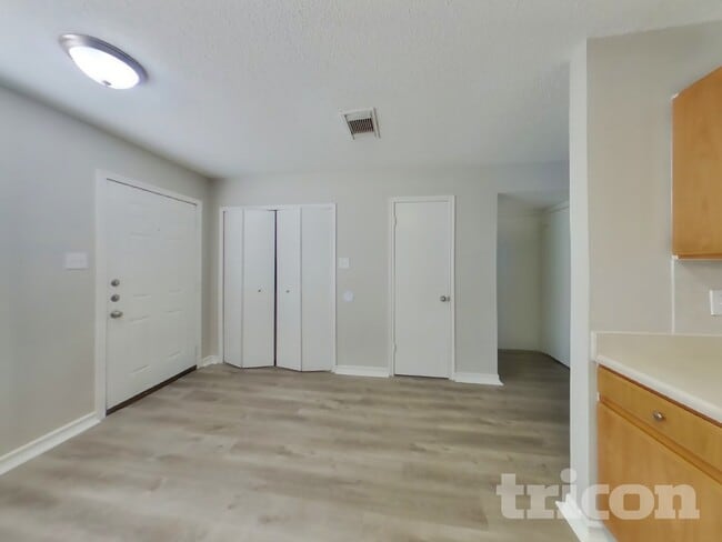 Photo - 10170 Paddlefish Creek