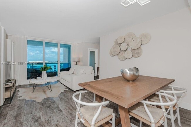Photo - 2301 Collins Ave Unidad 926