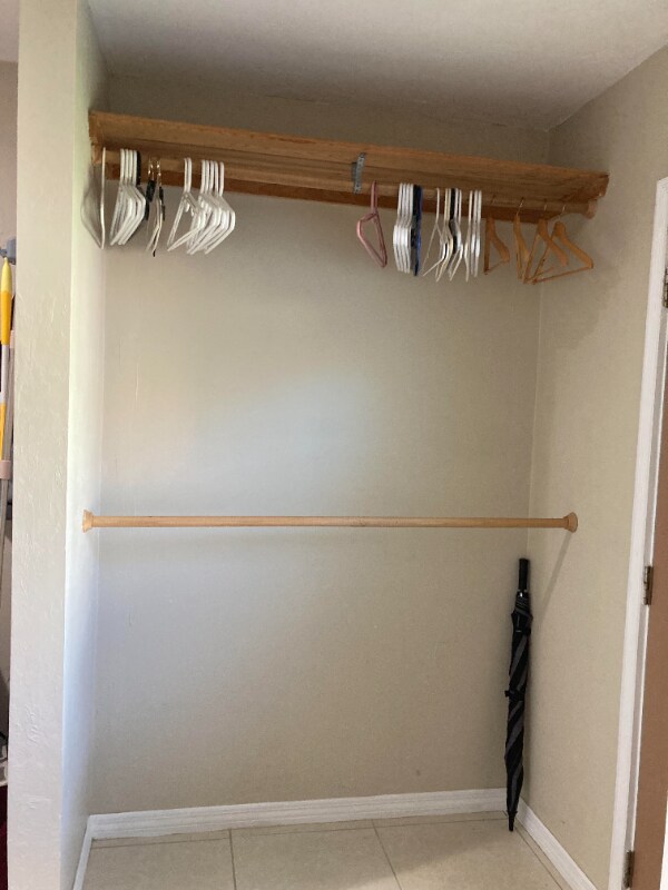 Photo - 203 Esther St