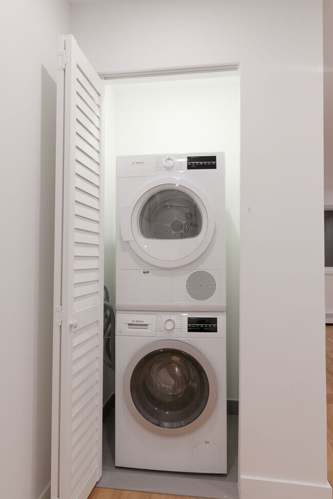 Photo - 760 Av. Galt Unit 309