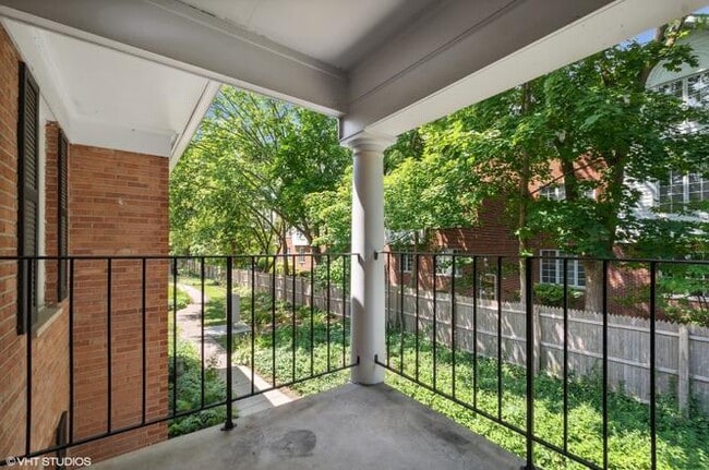 Photo - 520 Shorely Dr Unit 201