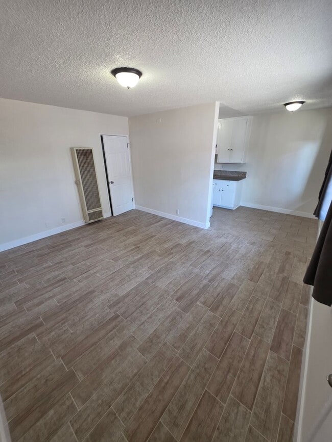 Photo - 4115 Century Blvd